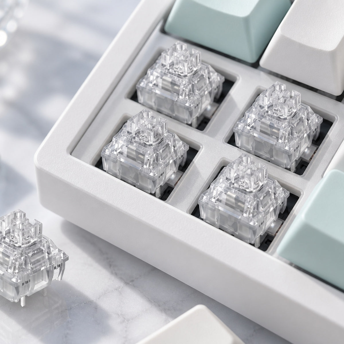 TAVNIXO TTC Ice Silent V2 switches installed on keyboard